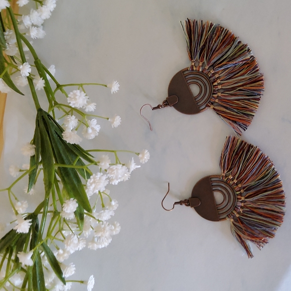 Vintage Style Boho Tassel Earrings - Picture 1 of 4